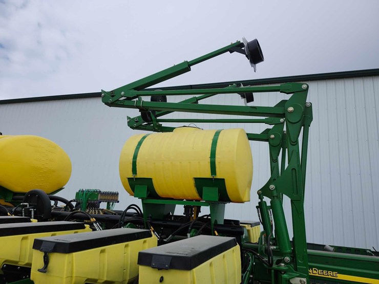 2014-john-deere-1770-image-6