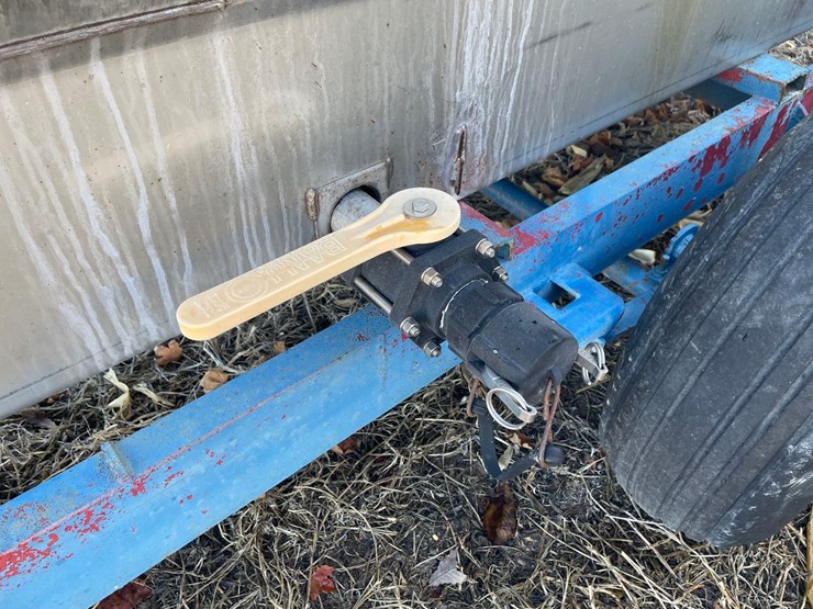 stainless-nurse-trailer-image-17