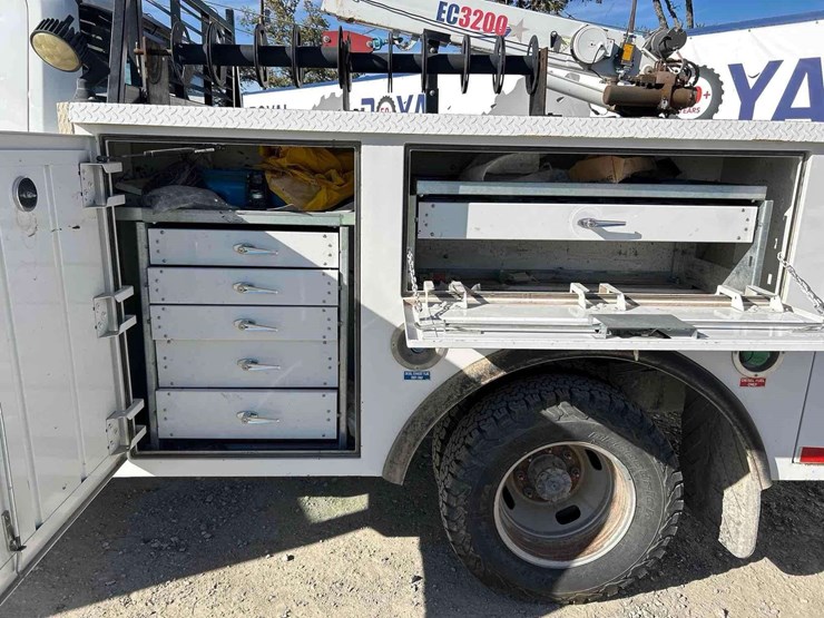 2018-ford-f350-image-19