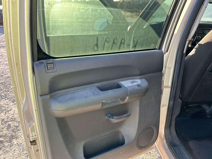 2010-gmc-1500-image-20