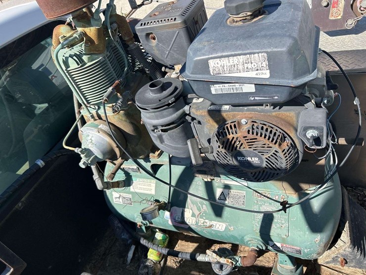 2013-ford-f350-image-32