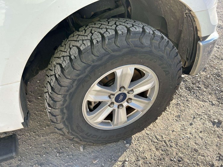 2017-ford-f150-image-27