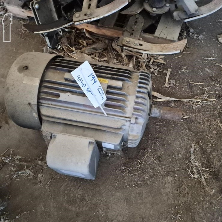 ELECTRIC MOTOR