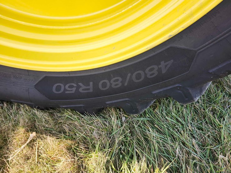 2022-john-deere-8r-310-image-7