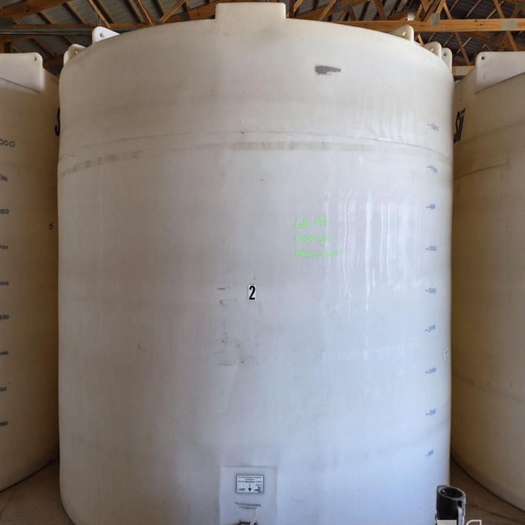 POLY TANK 6000 GALLON