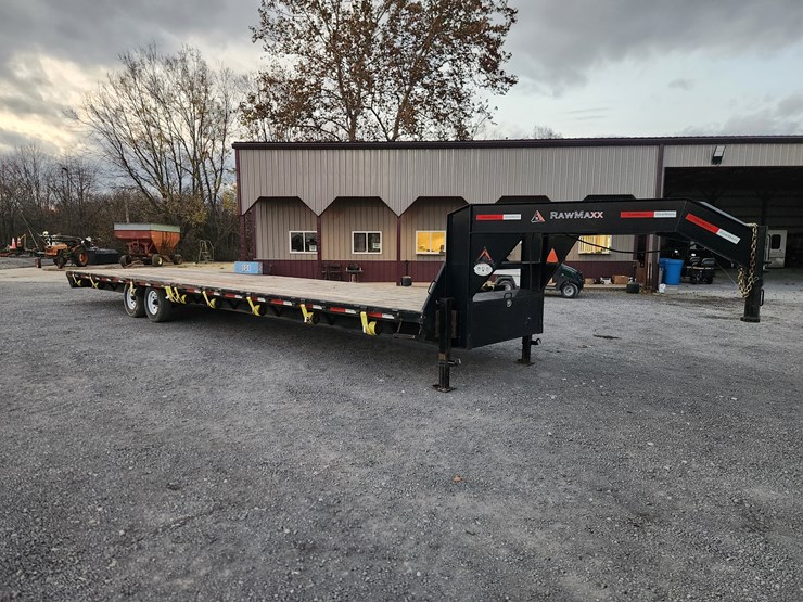 #420-•-2021-raw-maxx-gooseneck-trailer-36'-image-1
