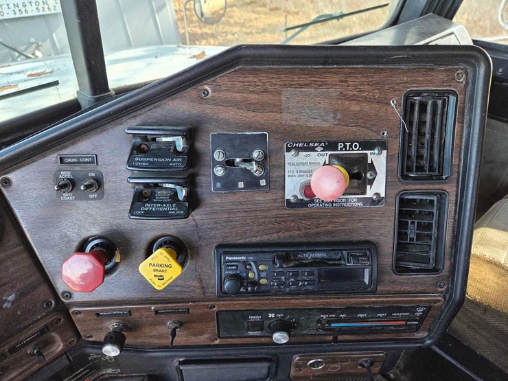 freightliner-image-48