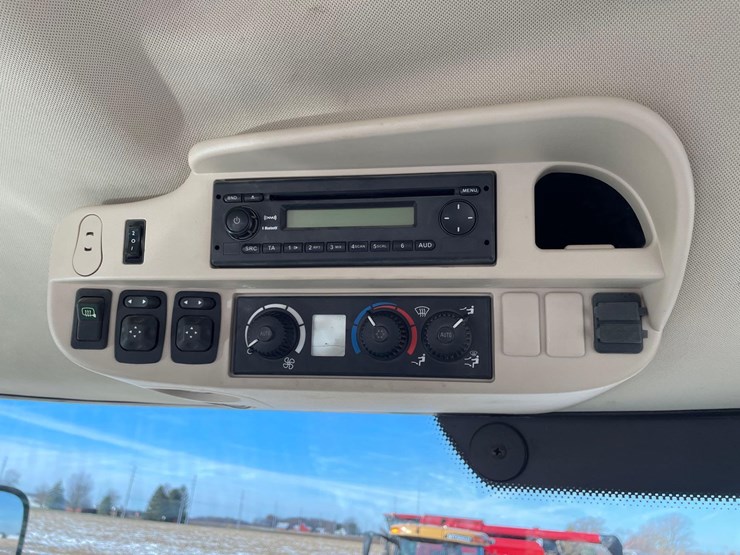 john-deere-6170r-image-43