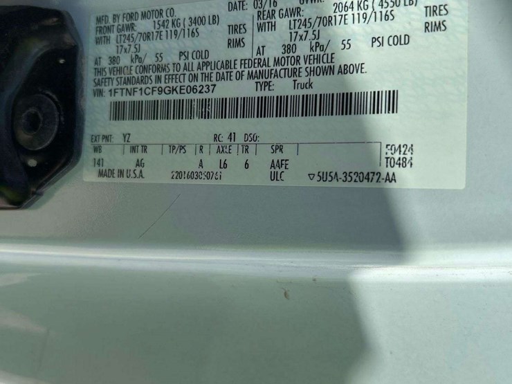 2016-ford-f150-image-5