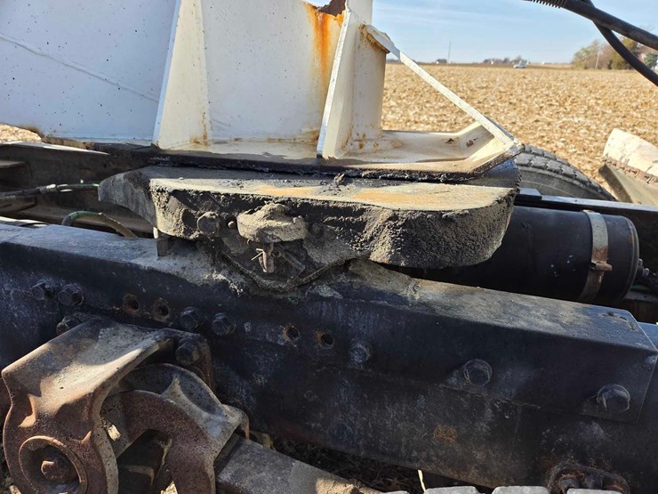 1994-freightliner-semi-image-23