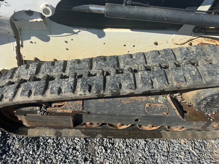 2015-bobcat-t550-image-9