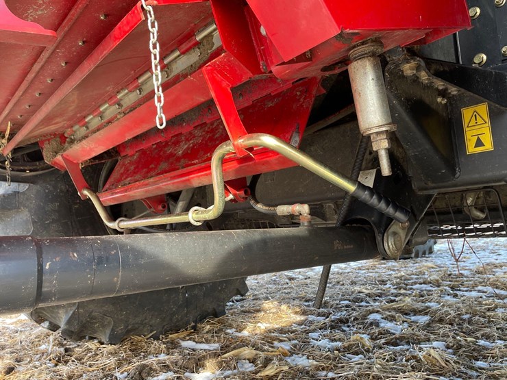 2014-case-ih-5130-image-9