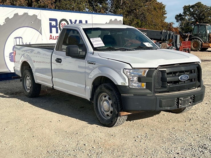 2017-ford-f150-image-4