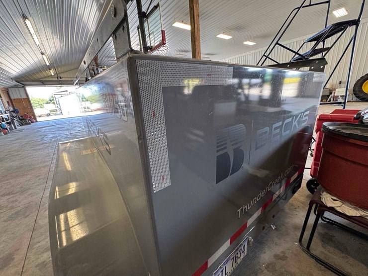 2023-thunder-creek-equipment-ev-750-image-6