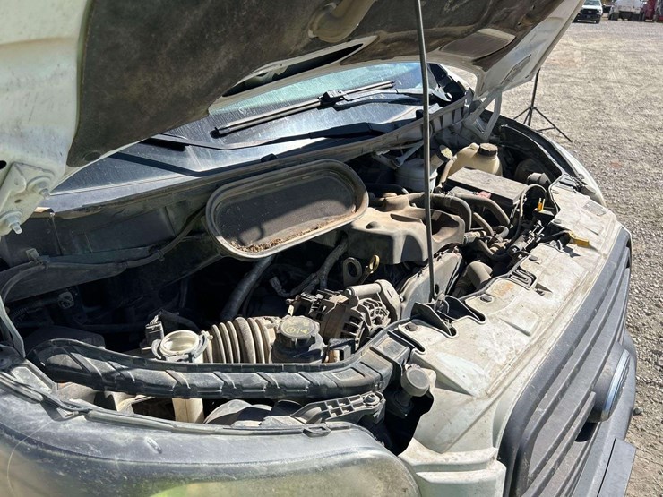 2017-ford-transit-350-passenger-van-image-9