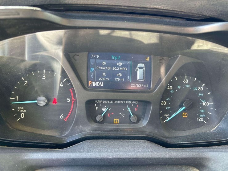 2017-ford-transit-350-passenger-van-image-13