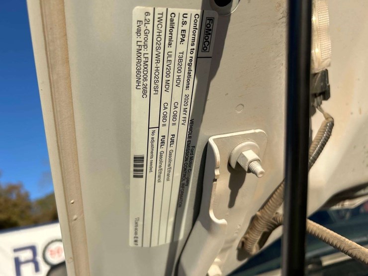 2020-ford-f250-image-10