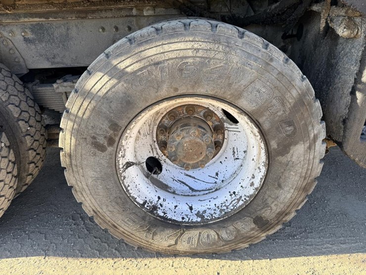 1998-akzo-nobel-hd10-image-66