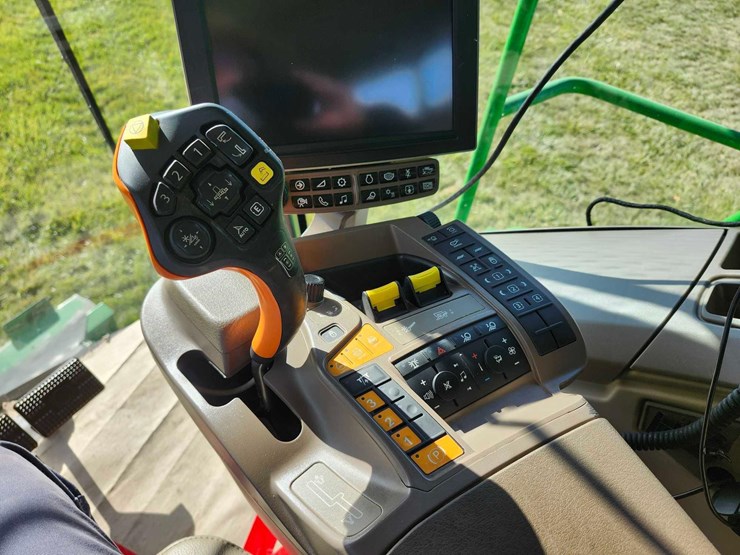 2019-john-deere-s760-image-31