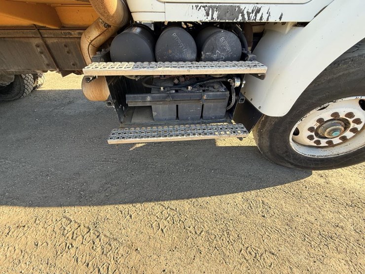 1998-akzo-nobel-hd10-image-33