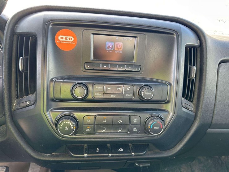 2017-chevrolet-silverado-1500-image-17