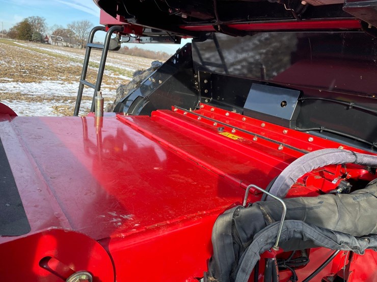 2014-case-ih-5130-image-7