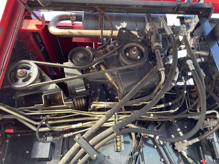 2014-case-ih-5130-image-24