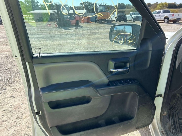 2014-chevrolet-silverado-1500-image-10