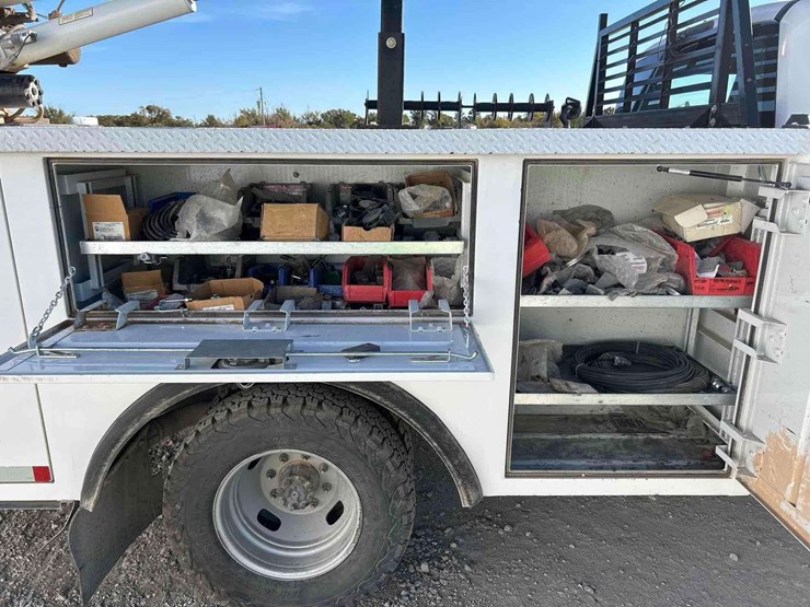 2018-ford-f350-image-34