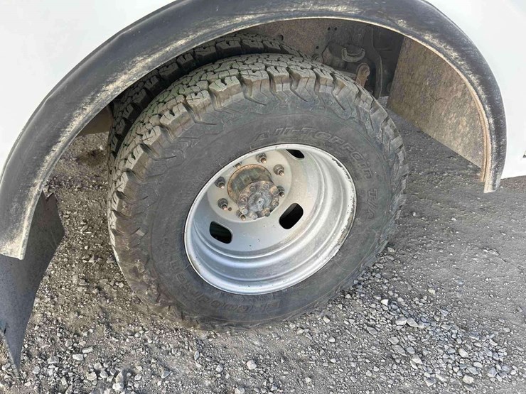 2018-ford-f350-image-39