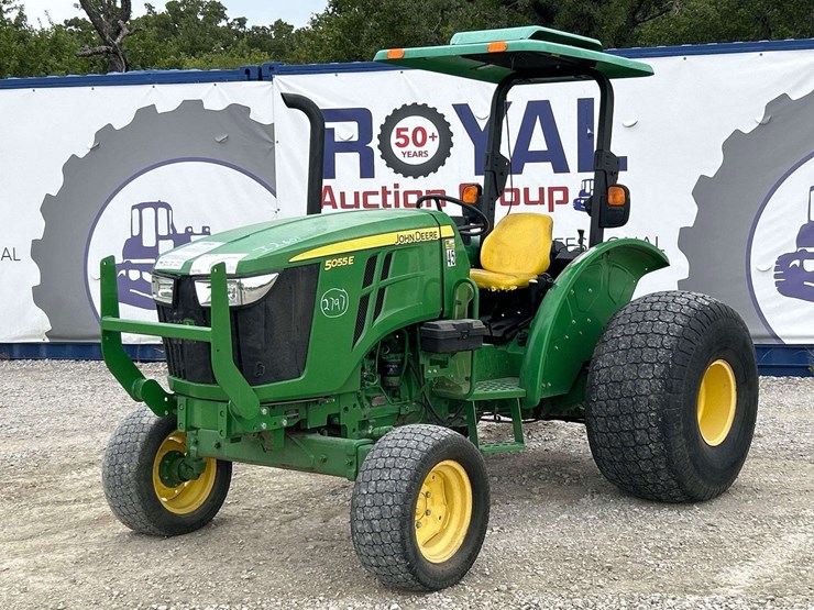 2016-john-deere-5055e-image-1
