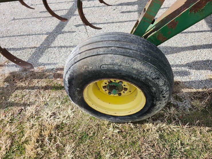 john-deere-712-image-11