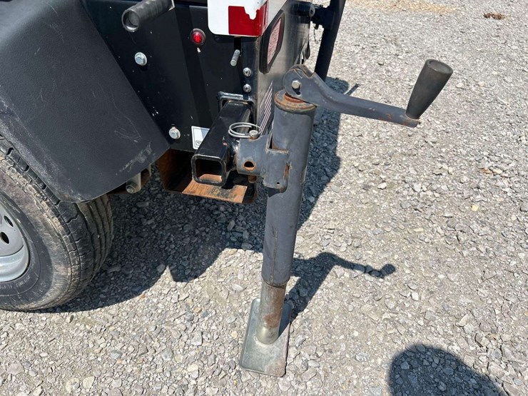 2019-allmand-bros-night-lite-v-series-image-10