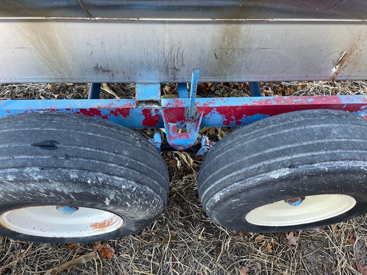 stainless-nurse-trailer-image-15