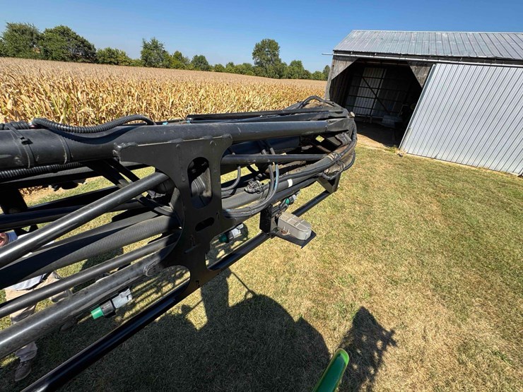 2011-john-deere-4730-image-26