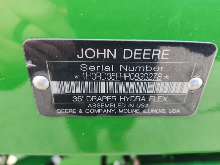 2024-john-deere-35-image-4