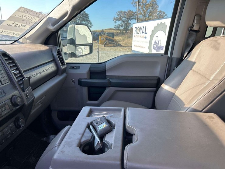 2020-ford-f250-image-16