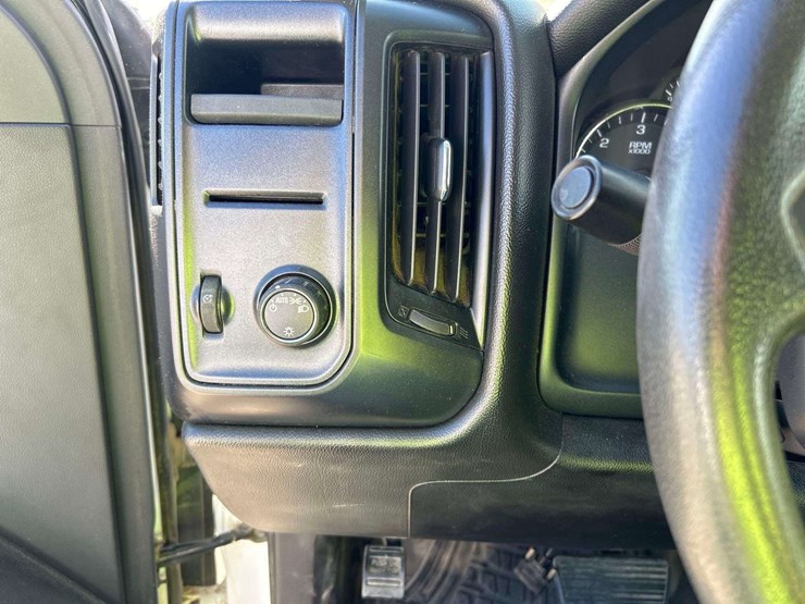 2014-chevrolet-silverado-1500-image-14