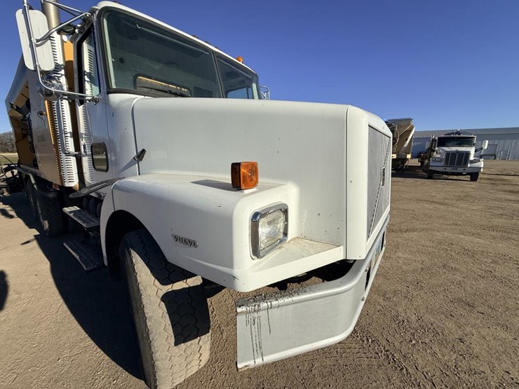 1998-akzo-nobel-hd10-image-36