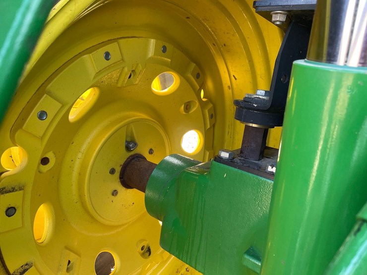 john-deere-6170r-image-24