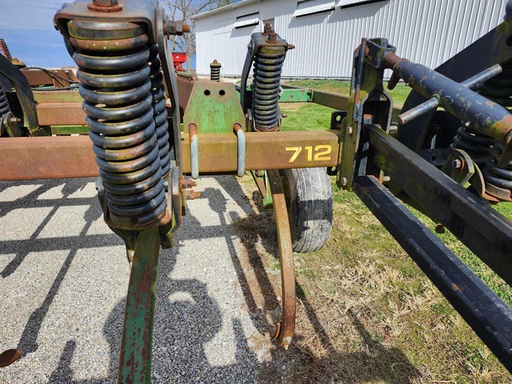 john-deere-712-image-8