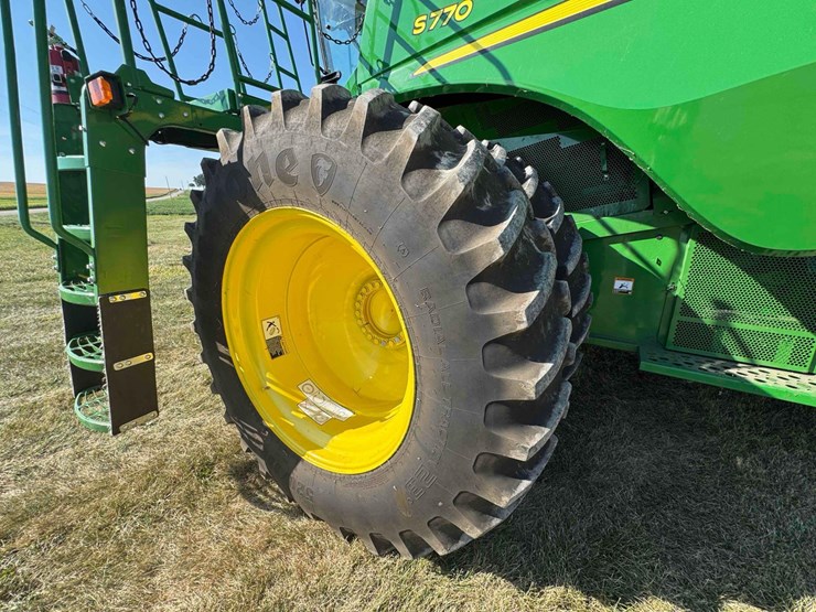 2022-john-deere-s770-image-22