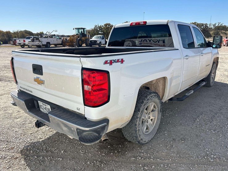 2017-chevrolet-silverado-1500-image-3