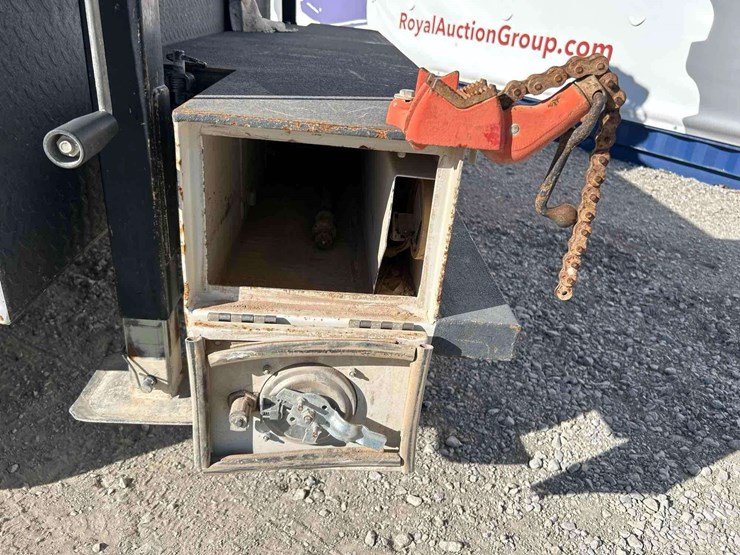 2018-ford-f350-image-21