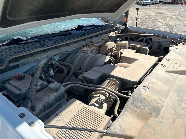 2017-chevrolet-silverado-1500-image-9