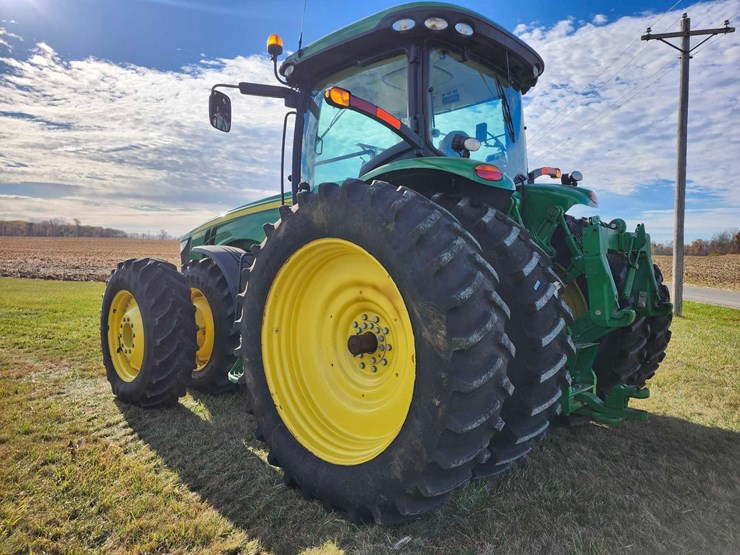 2012-john-deere-8285r-image-7
