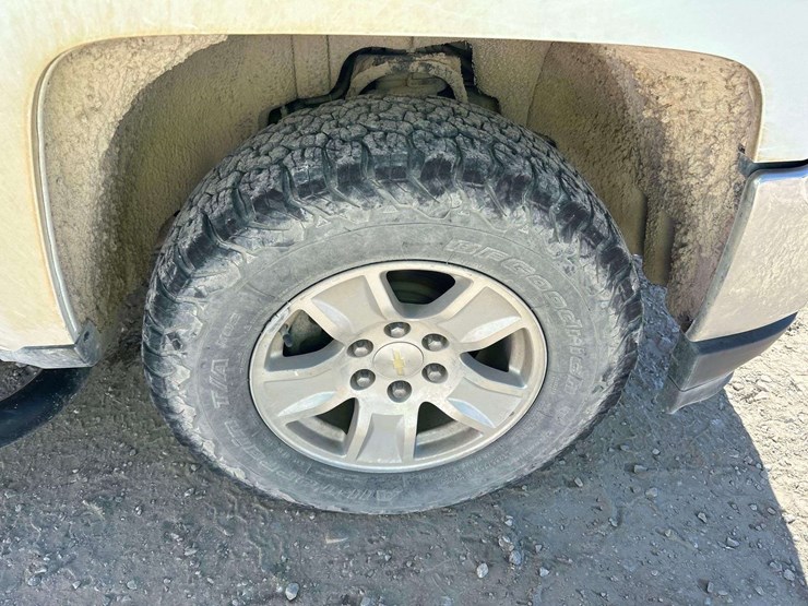 2017-chevrolet-silverado-1500-image-24