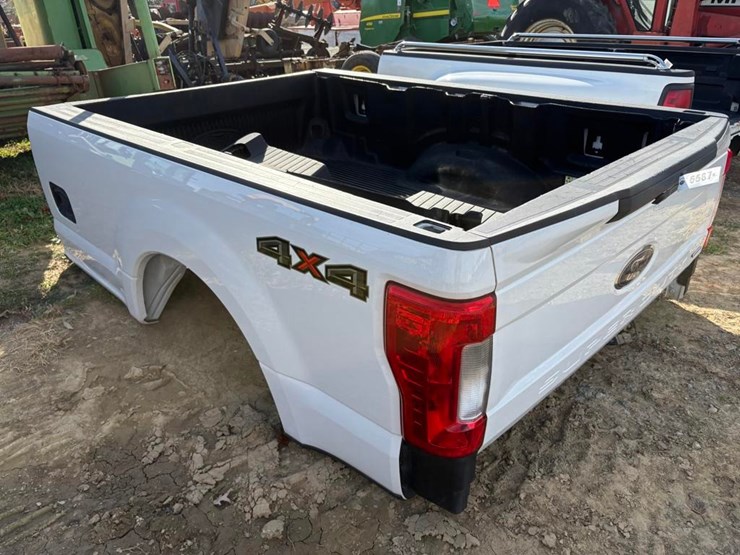 2020-ford-truck-bed-image-1