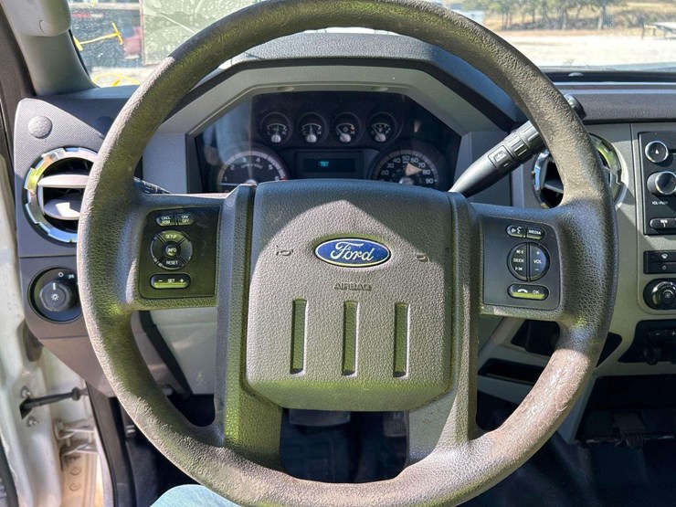 2014-ford-f250-image-13