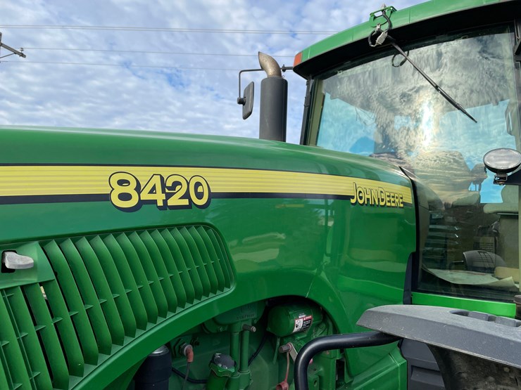 2005-john-deere-8420-image-2